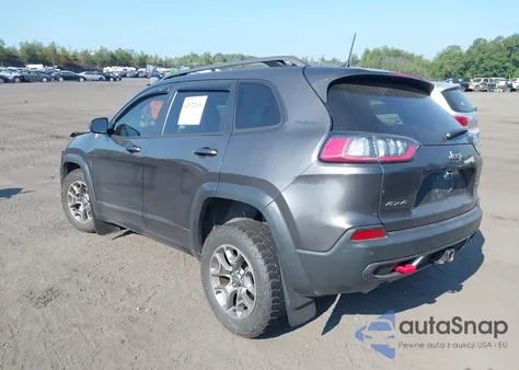 2021 Jeep Cherokee Trailhawk 4X4 from USA, damaged, VIN 1C4PJMBX1MD183274
